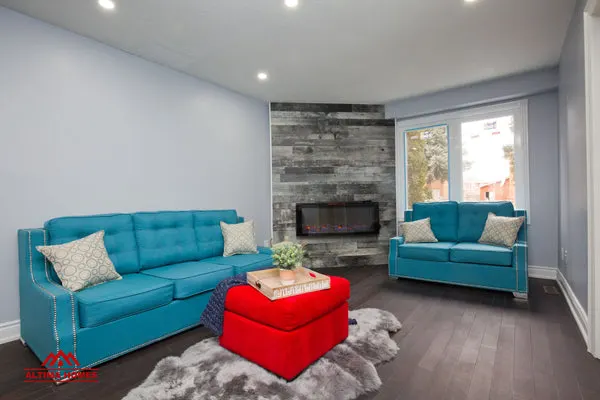 Whole Home Renovation Family room - Altima Homes Inc.