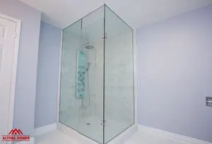Large Master Bathroom with Vintage Style Tub - Altima Homes Inc.
