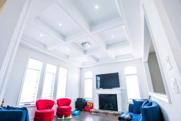 Whole Home Renovation Living Room - Altima Homes Inc.
