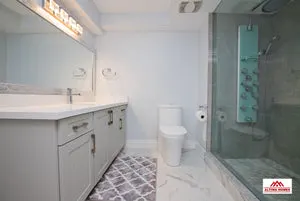 Luxurious Basement Bathroom - Altima Homes Inc.